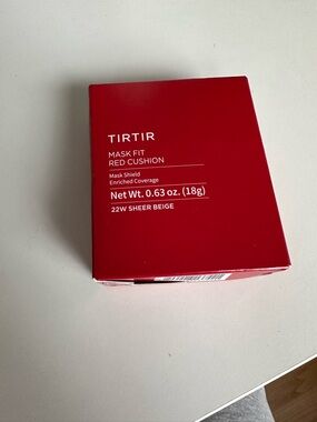 TIRTIR Mask Fit Red Cushion - 22W Sheer Beige (Red Compact)